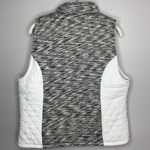 ATHLETIC COLLECTION Reversible Zip Up Vest - Picture 2 of 7
